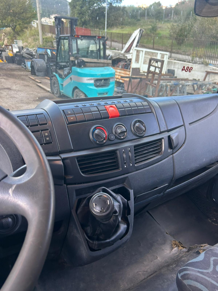 IVECO EUROCARGO 80E18 - Crane truck, Tipper: picture 4 IVECO EUROCARGO 80E18 - Crane truck, Tipper: picture 4