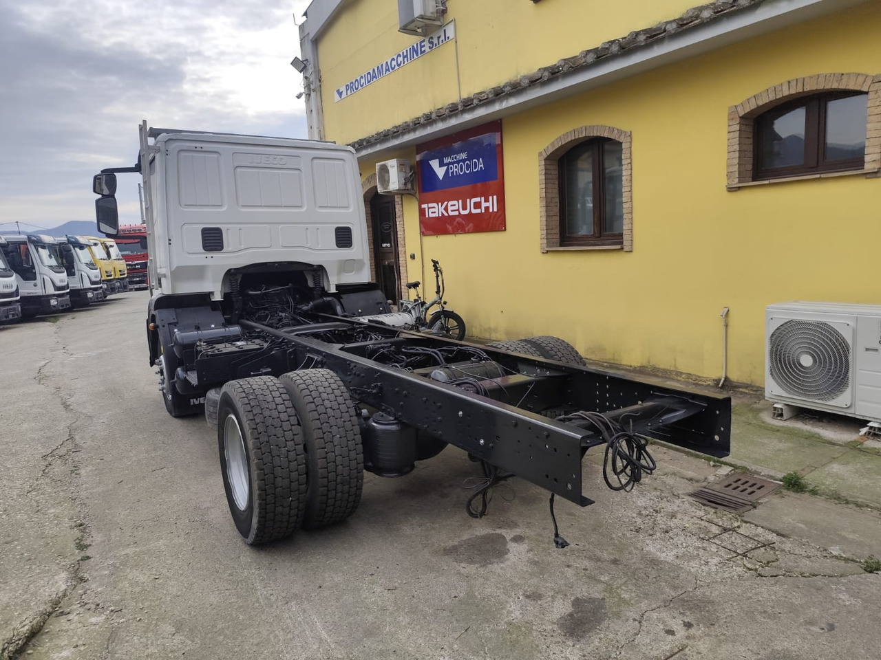 Tipper IVECO EUROCARGO ML140E18: picture 12