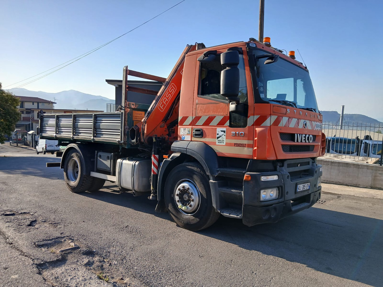 IVECO STRALIS 190S31 - Crane truck, Tipper: picture 1 IVECO STRALIS 190S31 - Crane truck, Tipper: picture 1