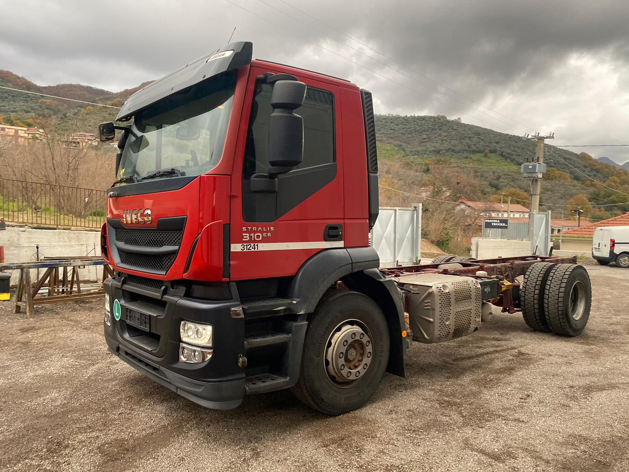 IVECO STRALIS 190S31 - Cab chassis truck: picture 1 IVECO STRALIS 190S31 - Cab chassis truck: picture 1