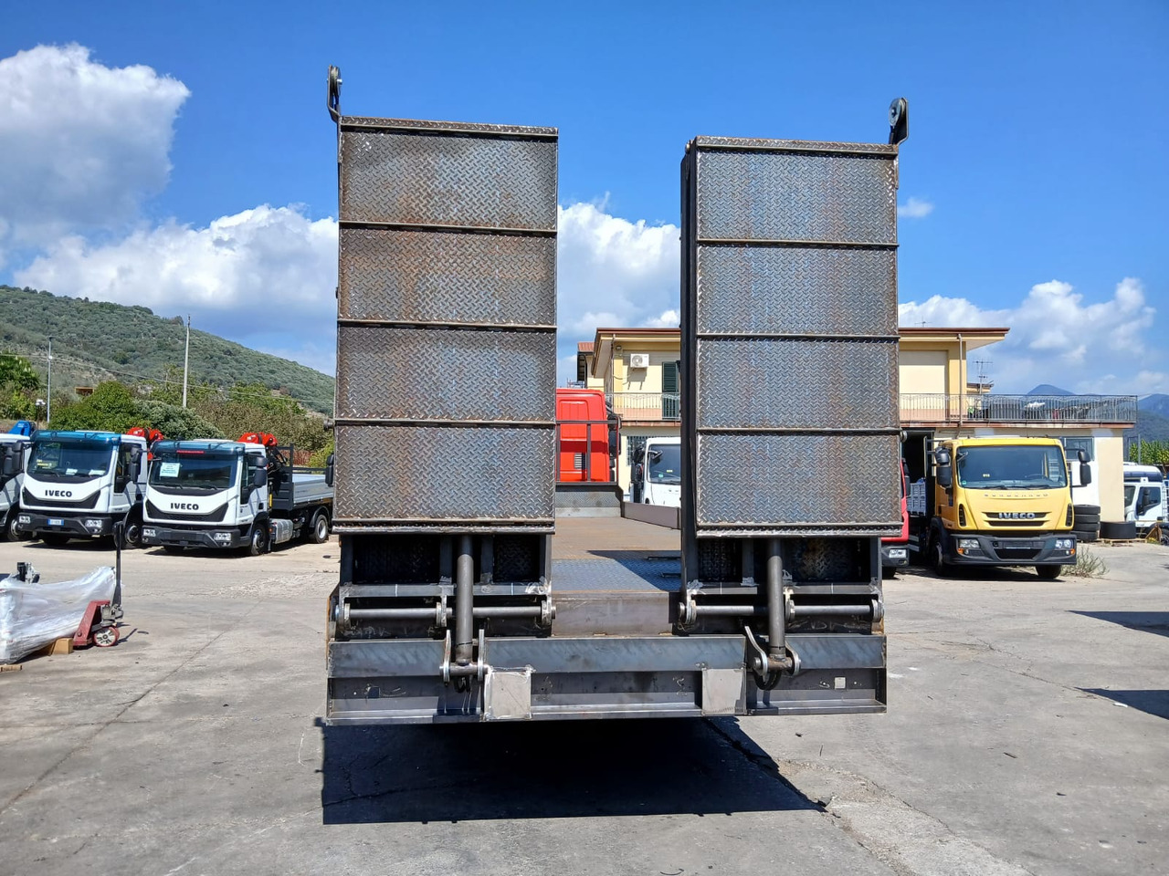 Leasing of IVECO STRALIS 260S40 IVECO STRALIS 260S40: picture 13 Leasing of IVECO STRALIS 260S40 IVECO STRALIS 260S40: picture 13