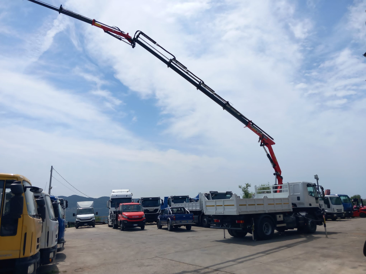 IVECO STRALIS AD 190S36 - Crane truck, Tipper: picture 4 IVECO STRALIS AD 190S36 - Crane truck, Tipper: picture 4