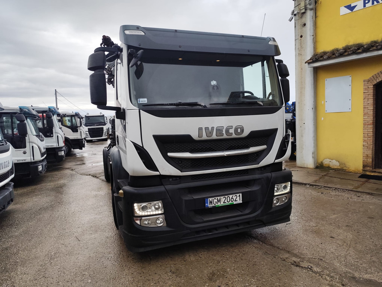 Crane truck IVECO STRALIS AD 260S31 XP: picture 30