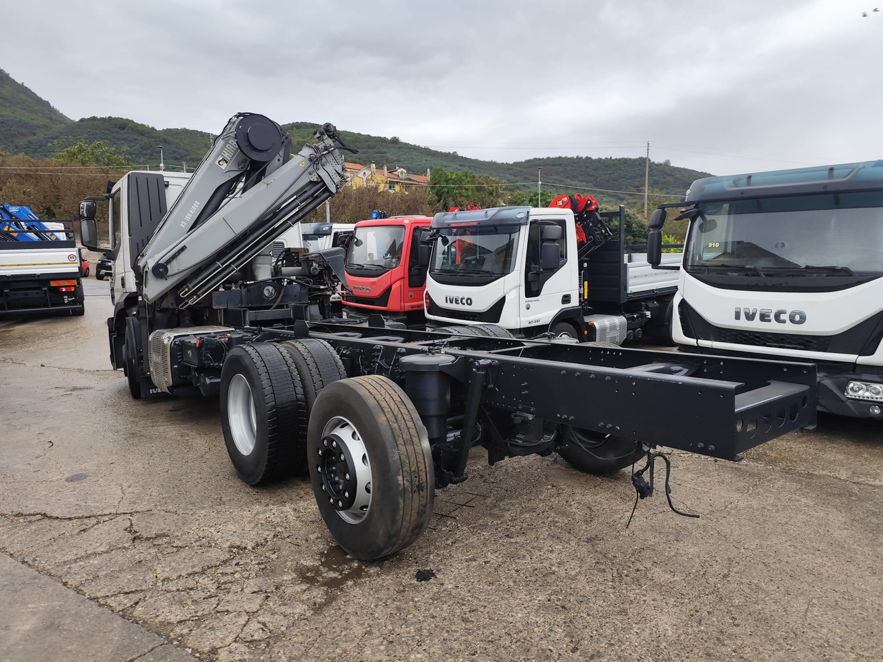 Crane truck IVECO STRALIS AD 260S31 XP: picture 17