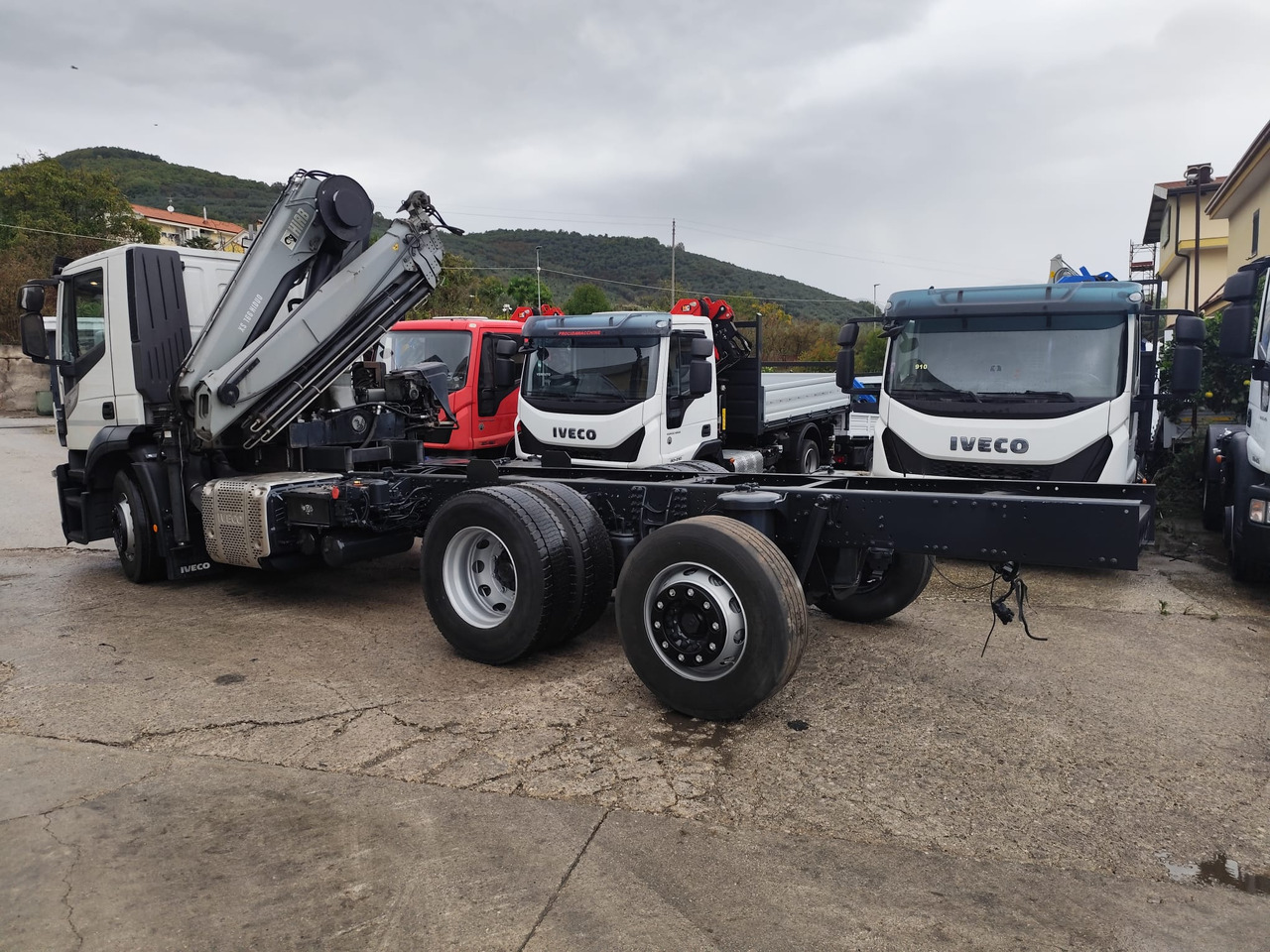 Crane truck IVECO STRALIS AD 260S31 XP: picture 16