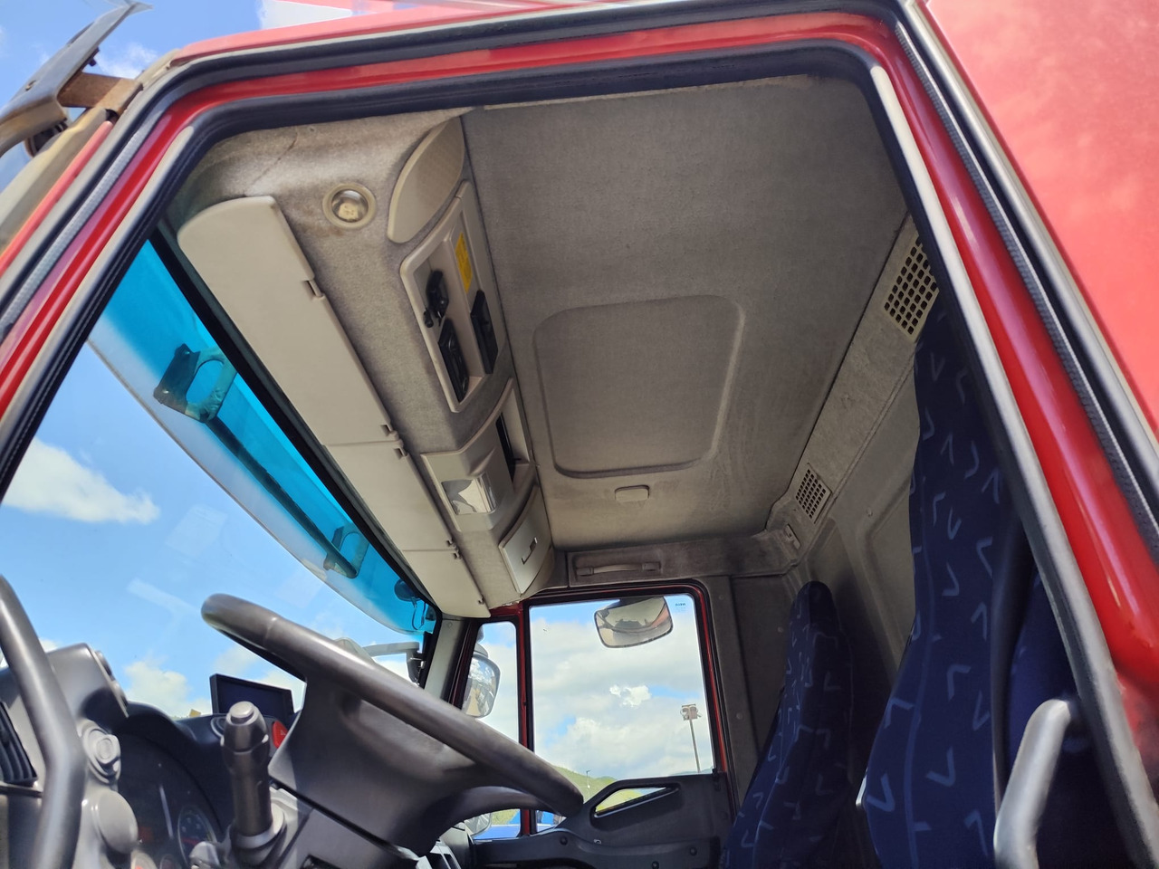 IVECO STRALIS CUBE 260S31 - Dropside/ Flatbed truck: picture 5 IVECO STRALIS CUBE 260S31 - Dropside/ Flatbed truck: picture 5