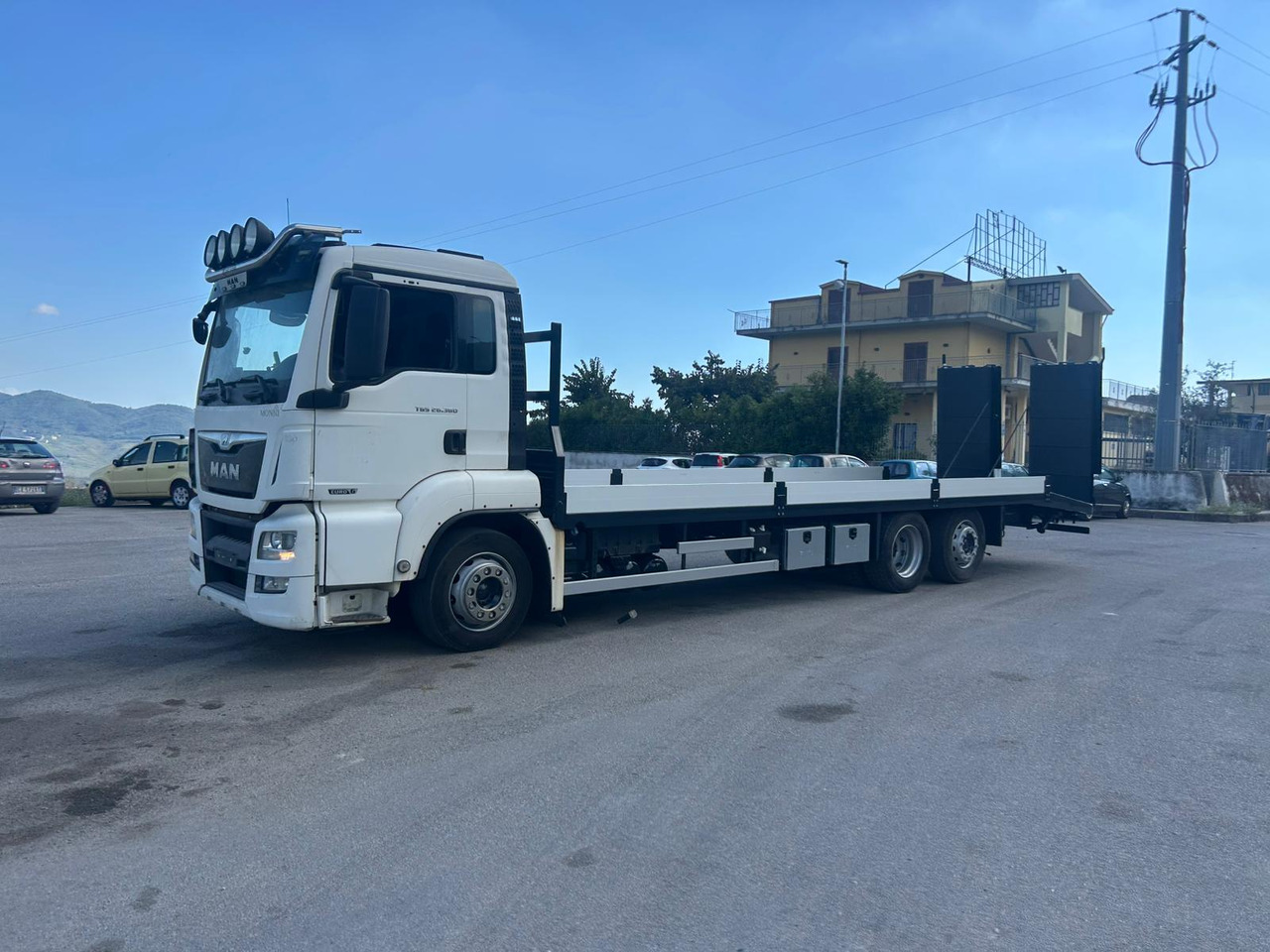 MAN TGS 26.360 - Dropside/ Flatbed truck: picture 5 MAN TGS 26.360 - Dropside/ Flatbed truck: picture 5