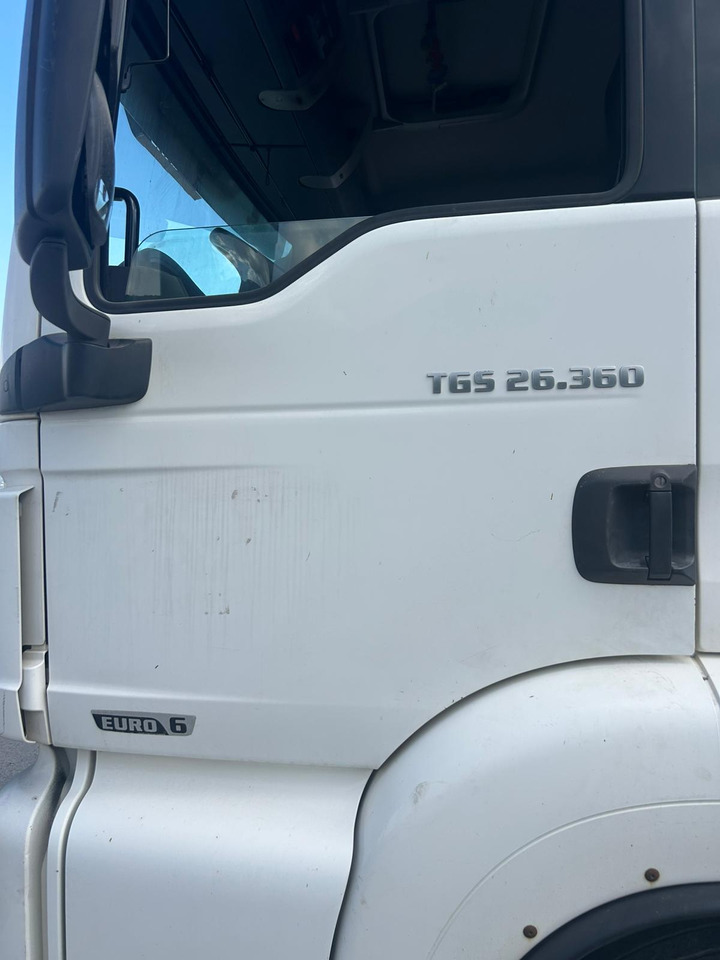 Dropside/ Flatbed truck MAN TGS 26.360: picture 24