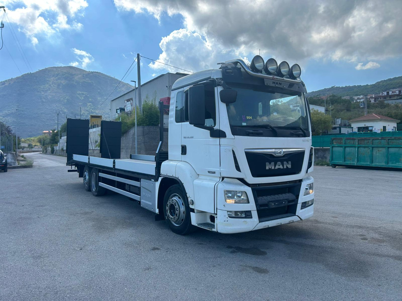 Dropside/ Flatbed truck MAN TGS 26.360: picture 9