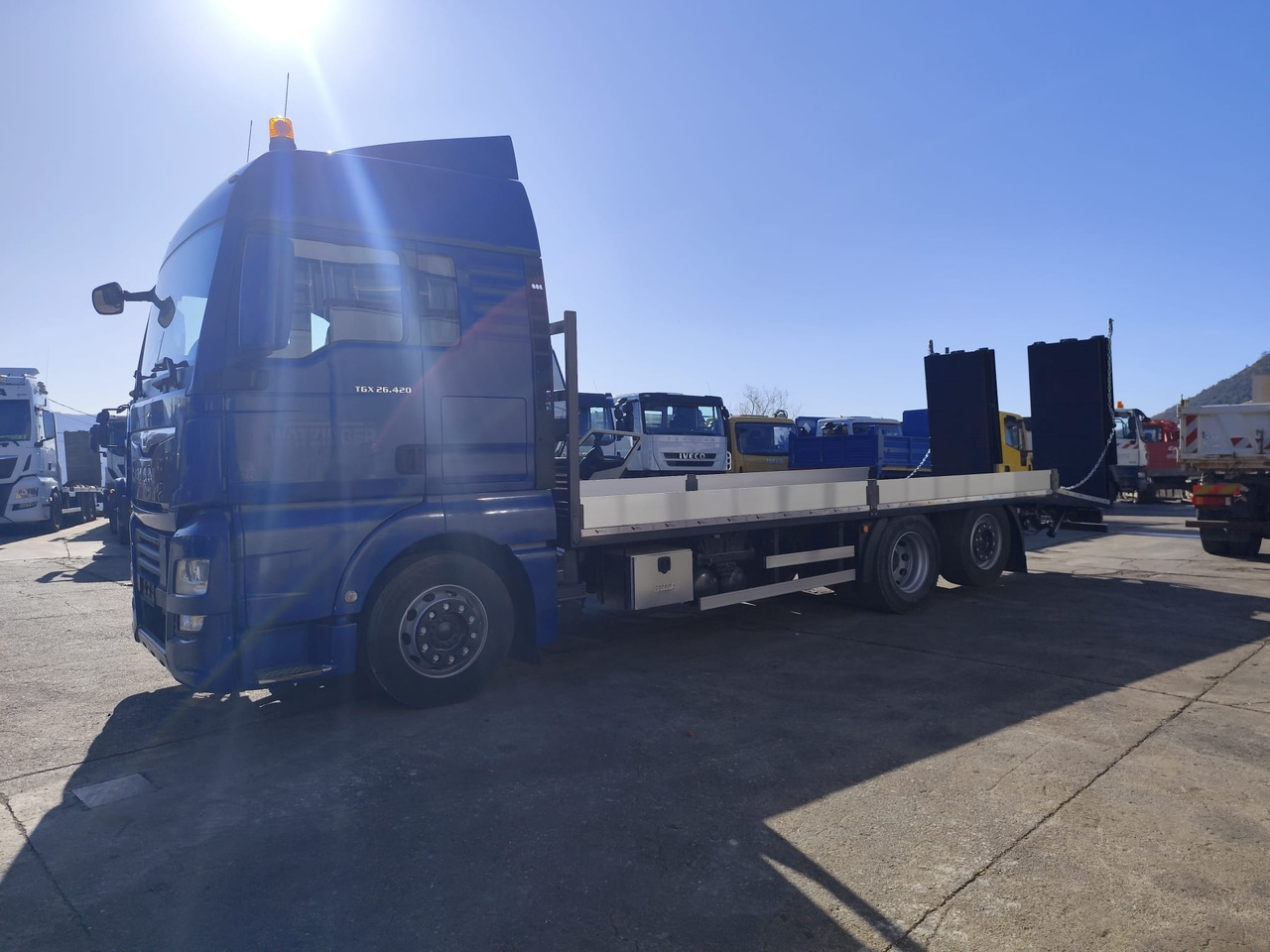 Dropside/ Flatbed truck MAN TGX 26.420: picture 20