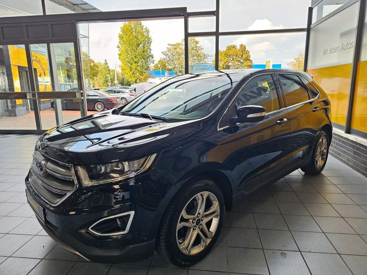Ford Edge Titanium 4x4 AHK ACC SchiebeDach Navi LED - SUV: picture 3 Ford Edge Titanium 4x4 AHK ACC SchiebeDach Navi LED - SUV: picture 3