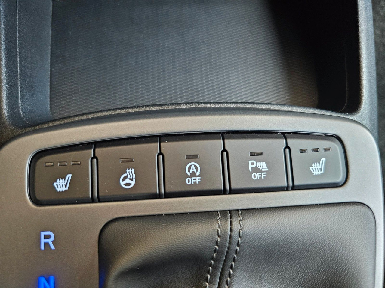 Car Hyundai i10 Trend AUTOMATIK SHZ PDC LenkrHzg DAB Spurhal: picture 12 Car Hyundai i10 Trend AUTOMATIK SHZ PDC LenkrHzg DAB Spurhal: picture 12
