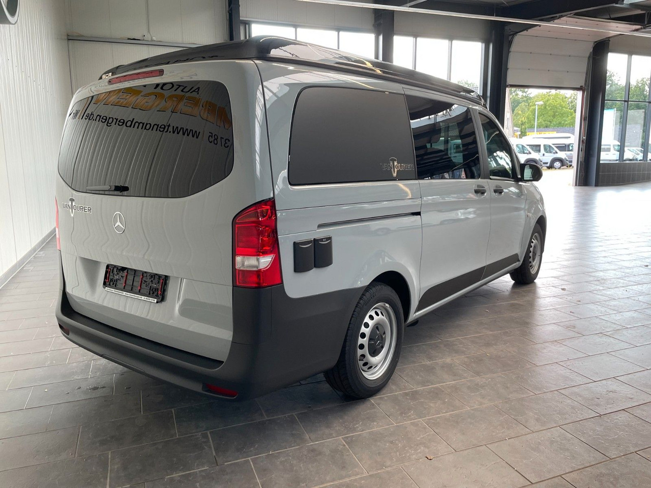 Mercedes-Benz Vito VanTourer Urban "Comfort" Camper Küche AHK - Campervan: picture 5 Mercedes-Benz Vito VanTourer Urban "Comfort" Camper Küche AHK - Campervan: picture 5