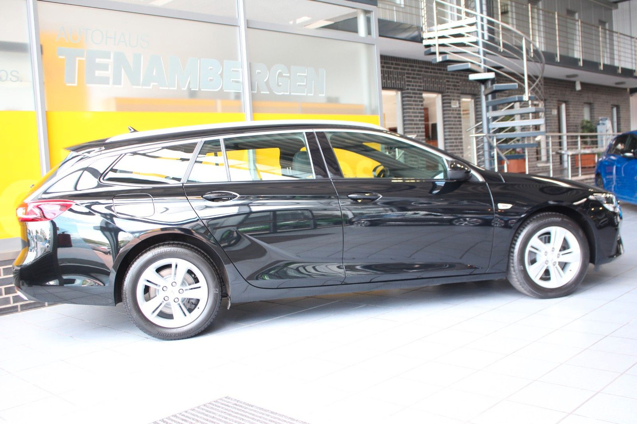 Opel Insignia B ST AT-9 Elegance IntelliLux-LED AGR - Car: picture 3 Opel Insignia B ST AT-9 Elegance IntelliLux-LED AGR - Car: picture 3