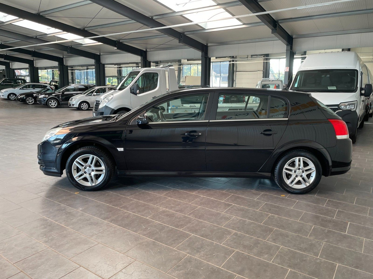 Opel Signum Edition Bluetooth Navi Automatik - Estate car: picture 4 Opel Signum Edition Bluetooth Navi Automatik - Estate car: picture 4