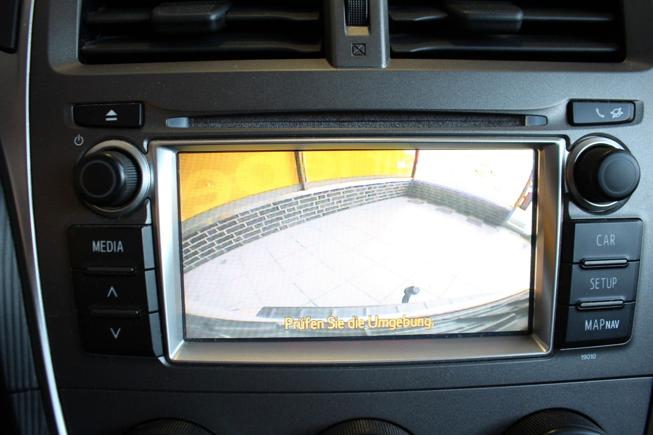 Toyota Verso-S Life Klima ZV Allwetter Kamera AHK - People carrier: picture 5 Toyota Verso-S Life Klima ZV Allwetter Kamera AHK - People carrier: picture 5