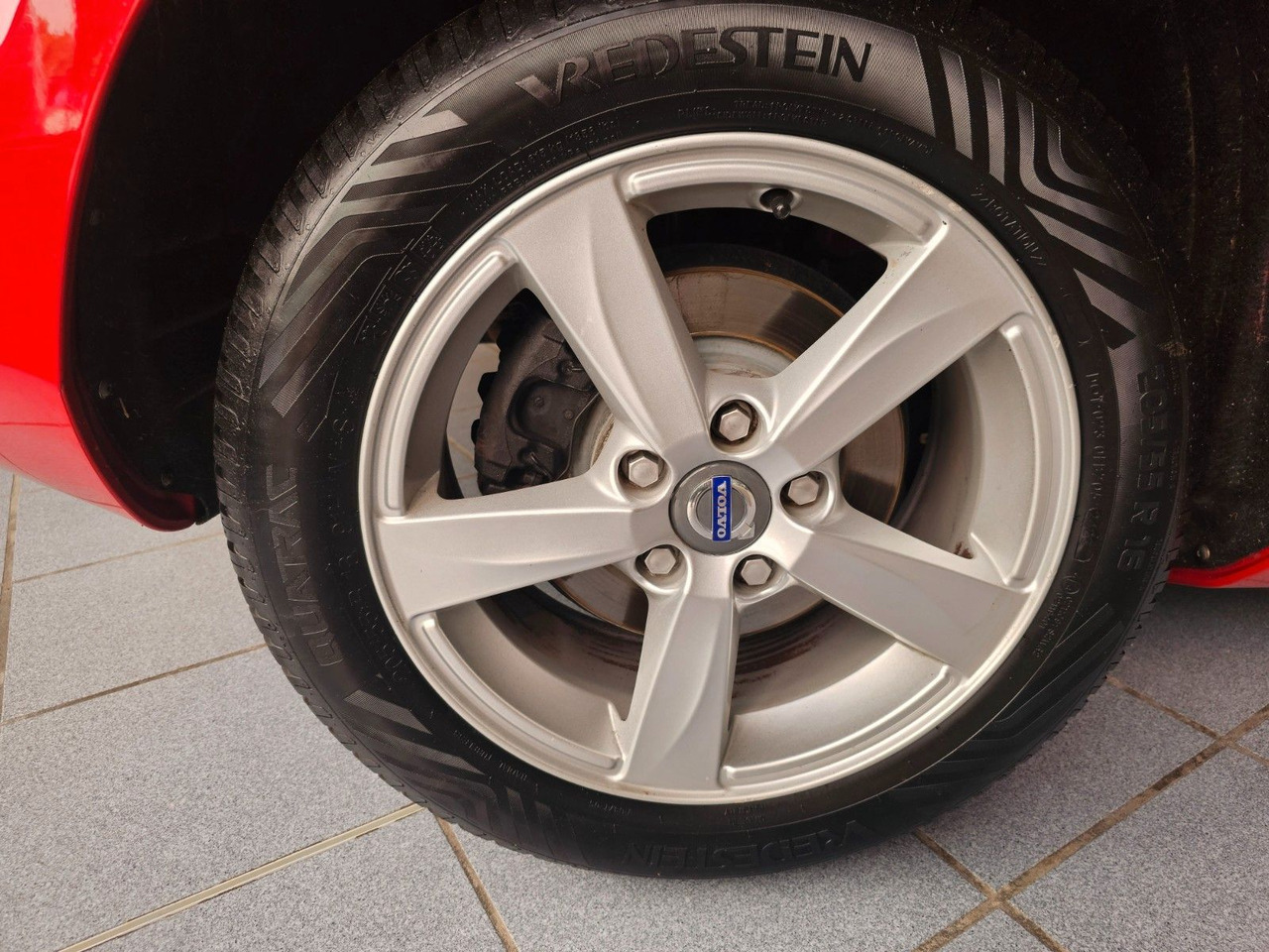 Volvo V40 You! Xenon Sitzheizung Freisprecheinrichtung - Saloon car: picture 5 Volvo V40 You! Xenon Sitzheizung Freisprecheinrichtung - Saloon car: picture 5