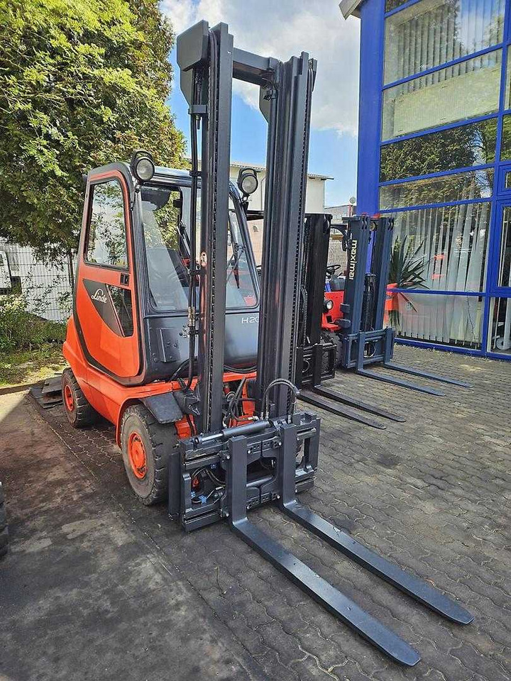 Linde H20D-03 - Diesel forklift: picture 4 Linde H20D-03 - Diesel forklift: picture 4
