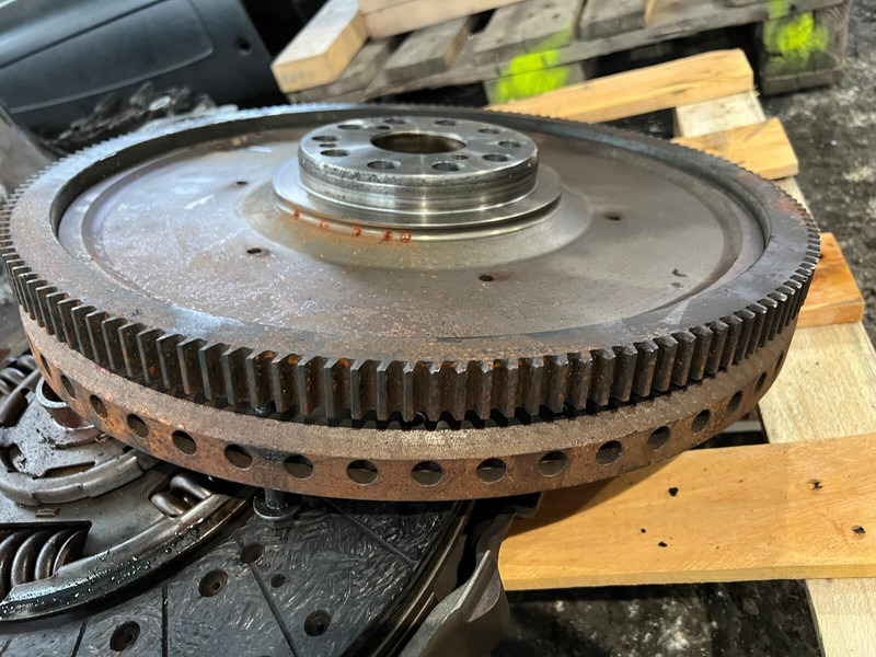 Scania 2060240 - Flywheel: picture 3 Scania 2060240 - Flywheel: picture 3