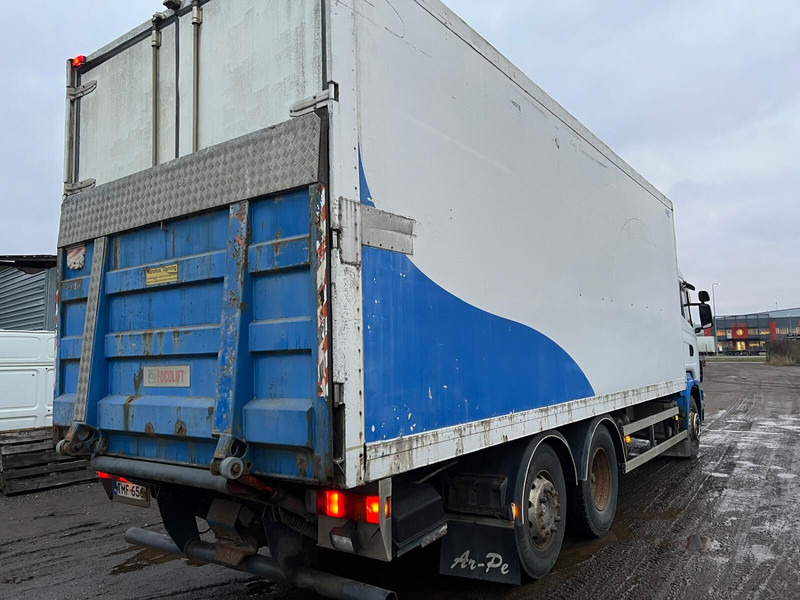Scania R124 - Refrigerated truck: picture 3 Scania R124 - Refrigerated truck: picture 3