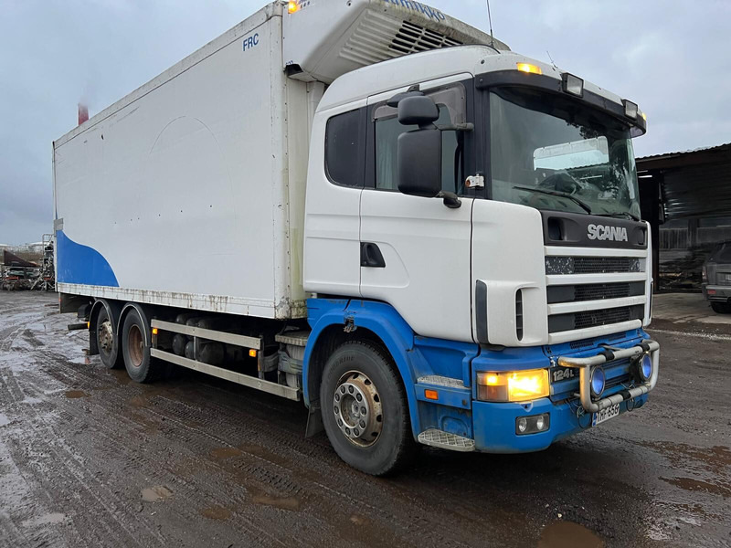 Scania R124 - Refrigerated truck: picture 2 Scania R124 - Refrigerated truck: picture 2
