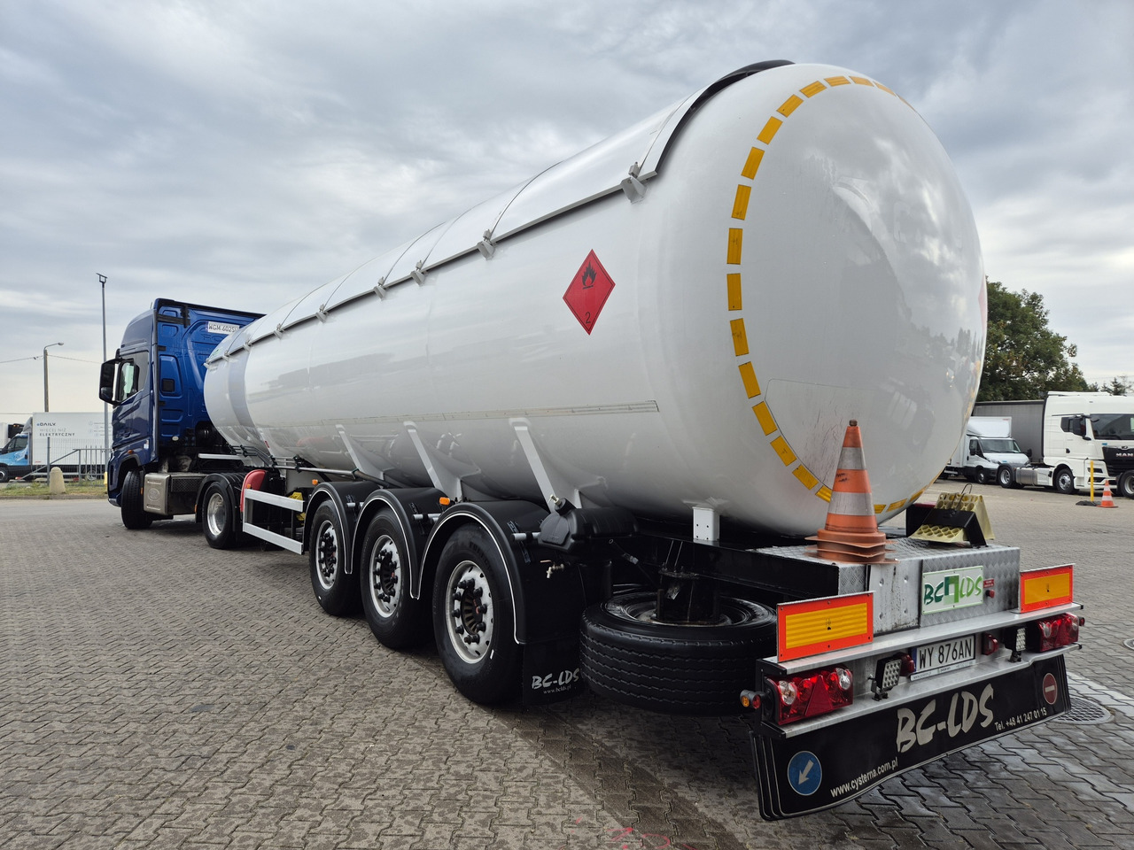 BC-LDS EMERSON/ propane/ butane/ lpg/ gpl - Tanker semi-trailer: picture 2 BC-LDS EMERSON/ propane/ butane/ lpg/ gpl - Tanker semi-trailer: picture 2