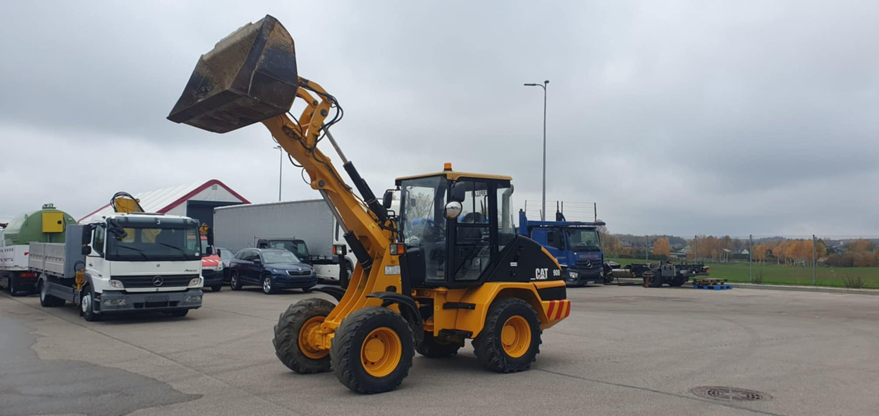 CATERPILLAR 908 - Wheel loader: picture 1 CATERPILLAR 908 - Wheel loader: picture 1