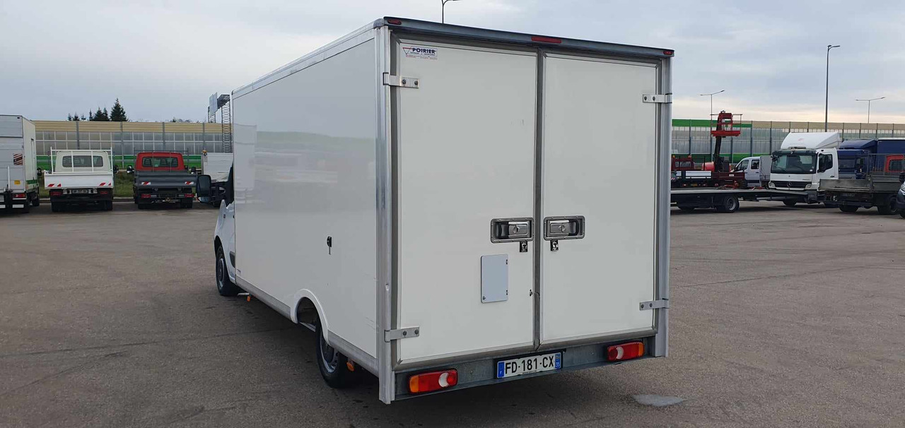 RENAULT Master - Isothermal truck: picture 4 RENAULT Master - Isothermal truck: picture 4