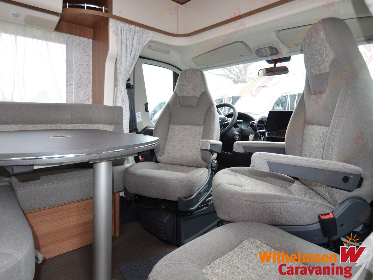 Semi-integrated motorhome Carthago C1-tourer T 143 KB LE Truma 6DE*Solar* Mod. 2025: picture 9