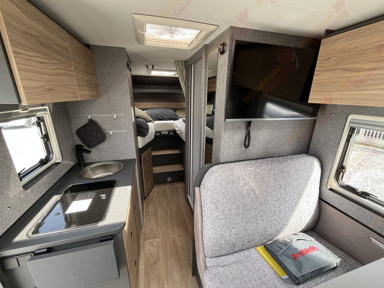 Semi-integrated motorhome Dethleffs Globebus Performance 4x4 T 46 *MJ 26*AHK*Markise: picture 15