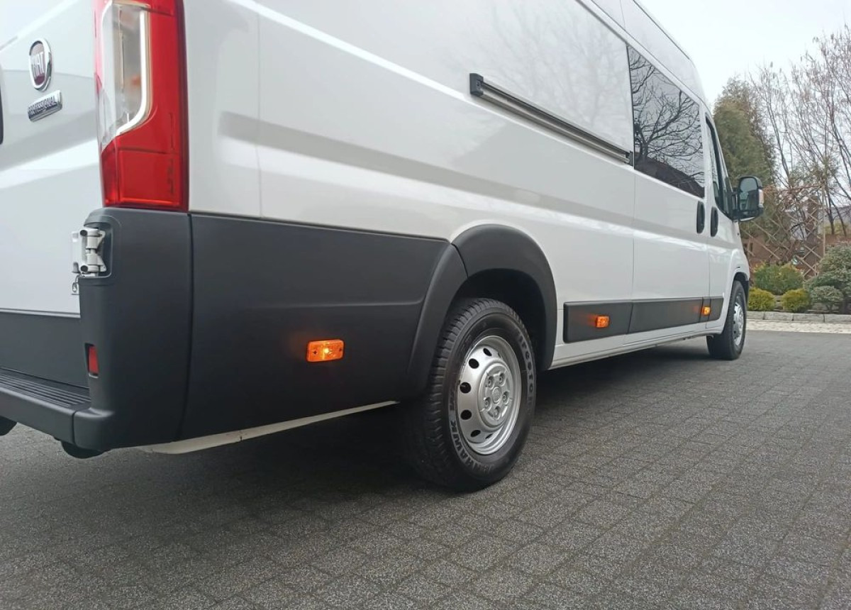 Fiat Ducato Max Brygadowy 7-osobowy 2.3 180ps. - Crew cab van: picture 5 Fiat Ducato Max Brygadowy 7-osobowy 2.3 180ps. - Crew cab van: picture 5