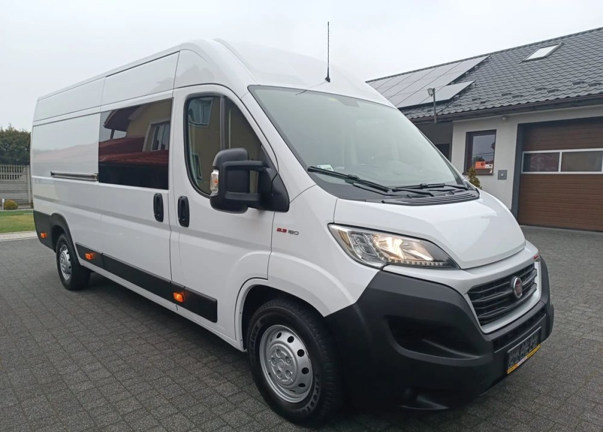 Fiat Ducato Max Brygadowy 7-osobowy 2.3 180ps. - Crew cab van: picture 4 Fiat Ducato Max Brygadowy 7-osobowy 2.3 180ps. - Crew cab van: picture 4