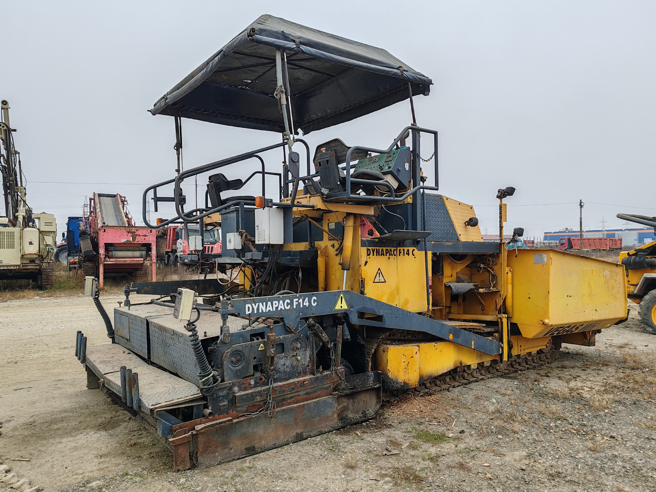 Dynapac F14C - Bitumen sprayer: picture 3 Dynapac F14C - Bitumen sprayer: picture 3