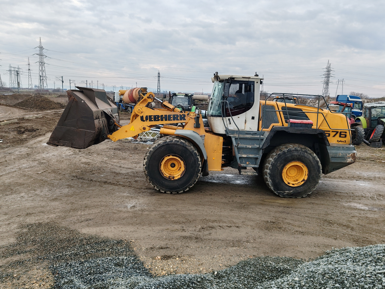 Liebherr L576 2plus2 - Wheel loader: picture 4 Liebherr L576 2plus2 - Wheel loader: picture 4