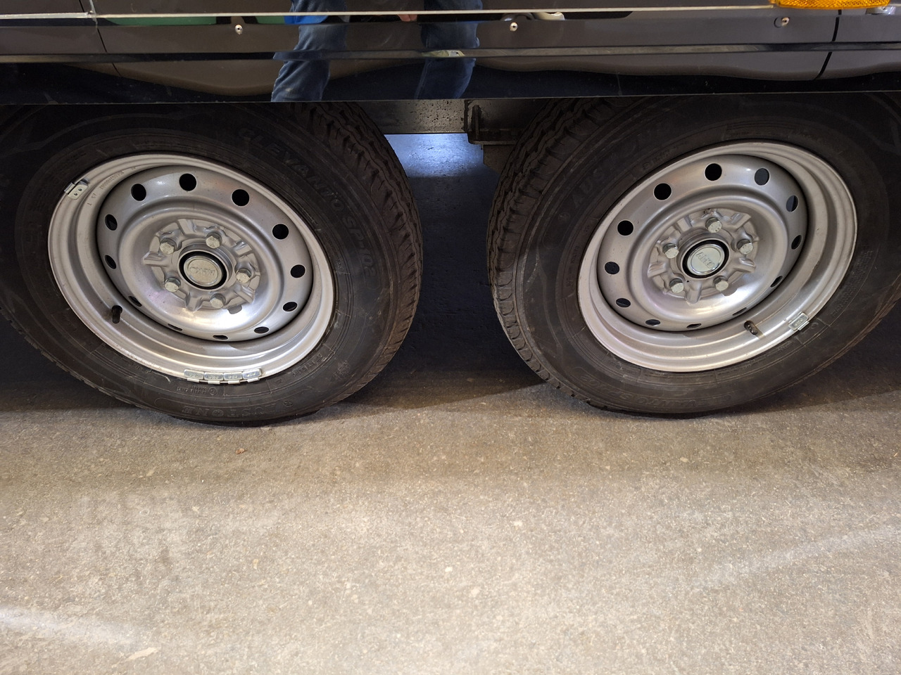 Deli Star Trailer 6000 Flower & General Sales - EU Standards - Food trailer: picture 3 Deli Star Trailer 6000 Flower & General Sales - EU Standards - Food trailer: picture 3