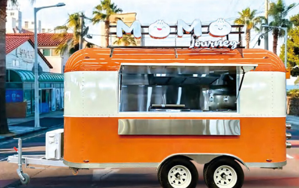 Deli Star Trailer American 4000 - EU standards - Food trailer: picture 1 Deli Star Trailer American 4000 - EU standards - Food trailer: picture 1