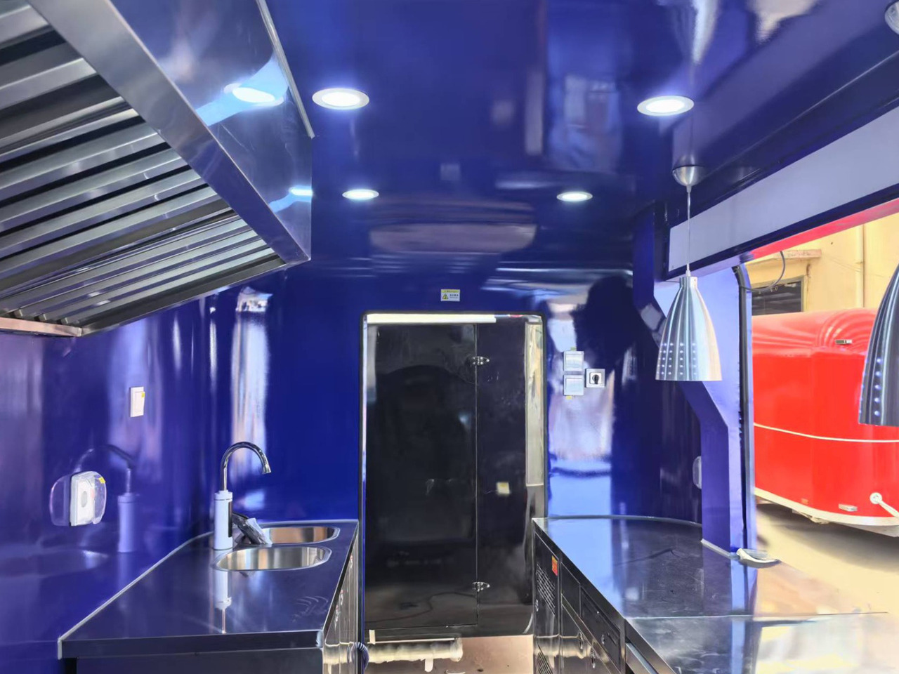 Deli Star Trailer Deli Street Food - Food trailer: picture 3 Deli Star Trailer Deli Street Food - Food trailer: picture 3