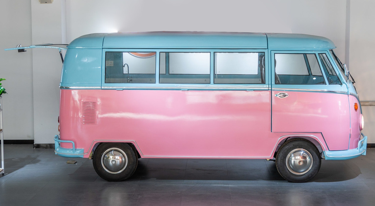 Deli Star Trailer Retro Minivan FR 4300 Electric - Food trailer: picture 5 Deli Star Trailer Retro Minivan FR 4300 Electric - Food trailer: picture 5