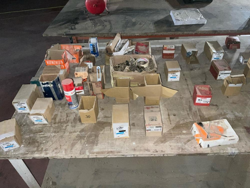 Onbekend - Garage equipment: picture 5 Onbekend - Garage equipment: picture 5