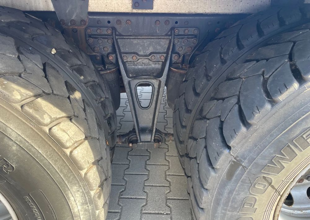 MAN TGX 26.500, 6x4, HDS EPSILOM M12Z, do transportu drewna. - Timber truck: picture 5 MAN TGX 26.500, 6x4, HDS EPSILOM M12Z, do transportu drewna. - Timber truck: picture 5