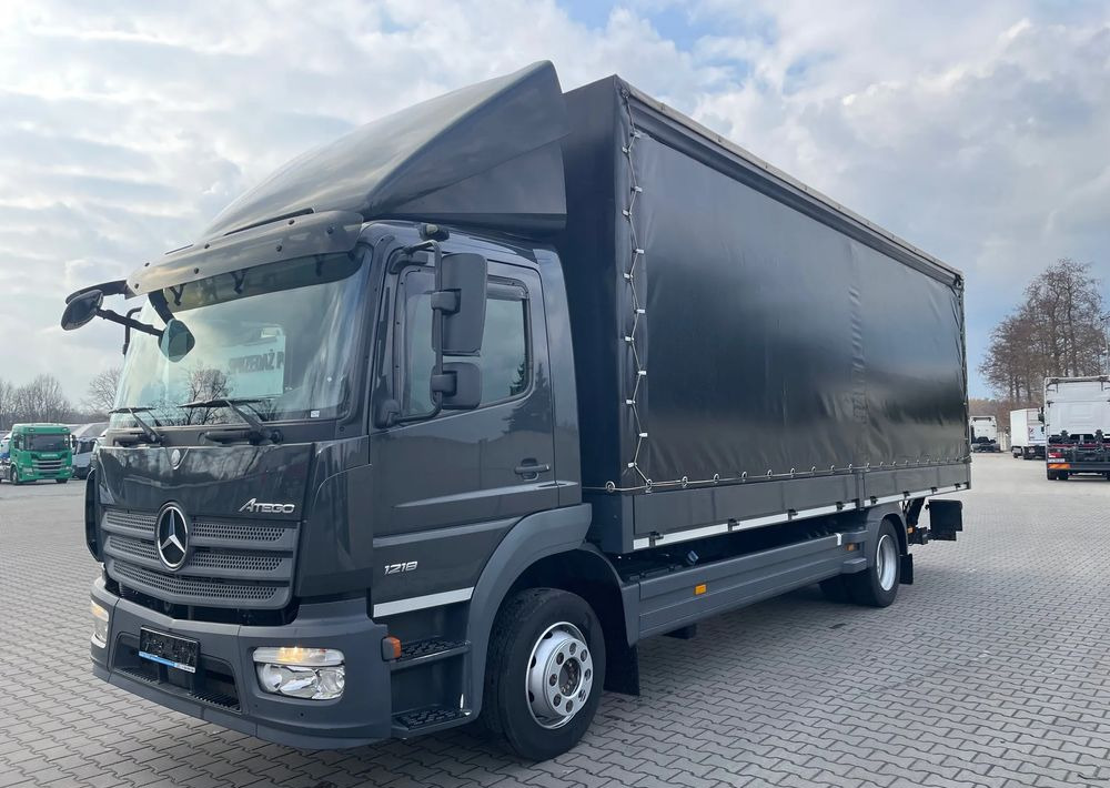 Mercedes-Benz 1218 - Curtain side truck: picture 1 Mercedes-Benz 1218 - Curtain side truck: picture 1