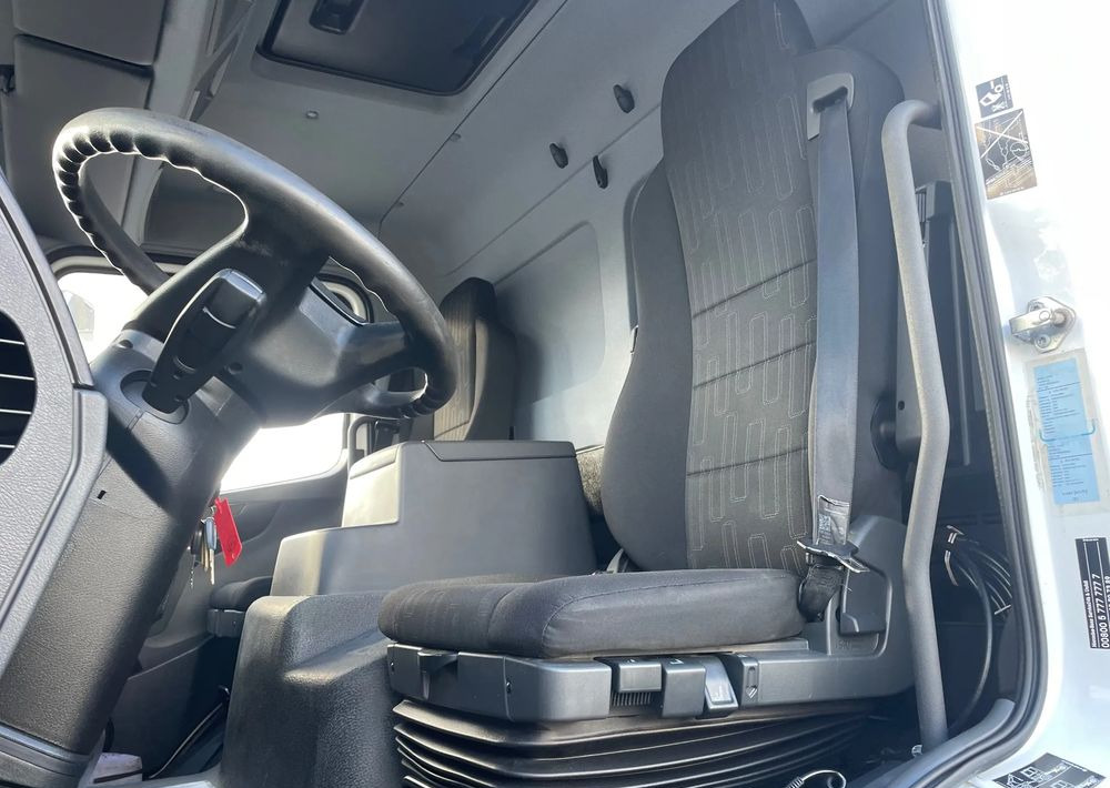 Box truck Mercedes-Benz ATEGO 816, 15 euro palet, ładownośc 3,2 tony!: picture 11 Box truck Mercedes-Benz ATEGO 816, 15 euro palet, ładownośc 3,2 tony!: picture 11