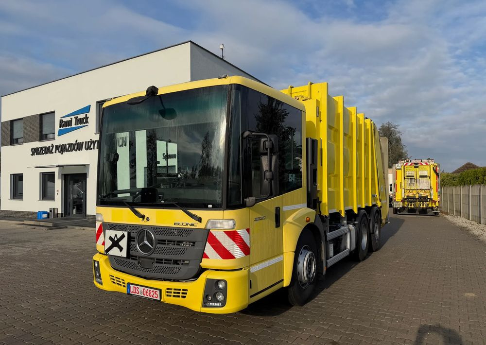Mercedes-Benz ECONIC 2630, EURO6/ ŚMECIARKA/ ZOELLER/ DELTA - Refuse truck: picture 1 Mercedes-Benz ECONIC 2630, EURO6/ ŚMECIARKA/ ZOELLER/ DELTA - Refuse truck: picture 1