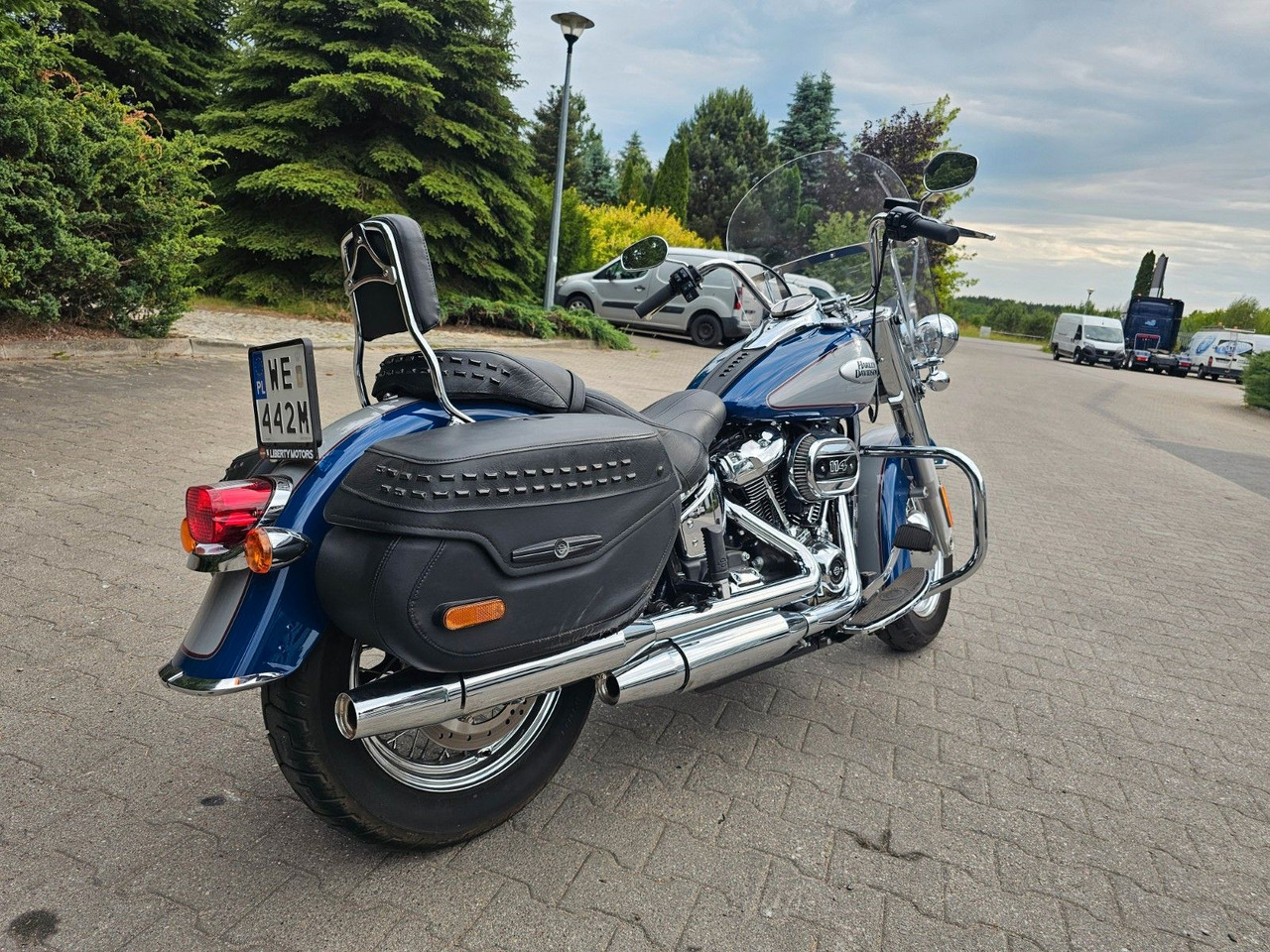 Harley-Davidson SOFTAIL Heritage Classic 114 nur 600km! Gepflegt - Motorcycle: picture 3 Harley-Davidson SOFTAIL Heritage Classic 114 nur 600km! Gepflegt - Motorcycle: picture 3