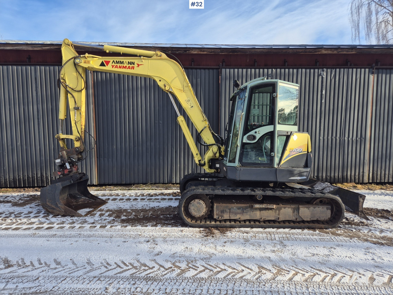 Yanmar SV100 - Crawler excavator: picture 2 Yanmar SV100 - Crawler excavator: picture 2
