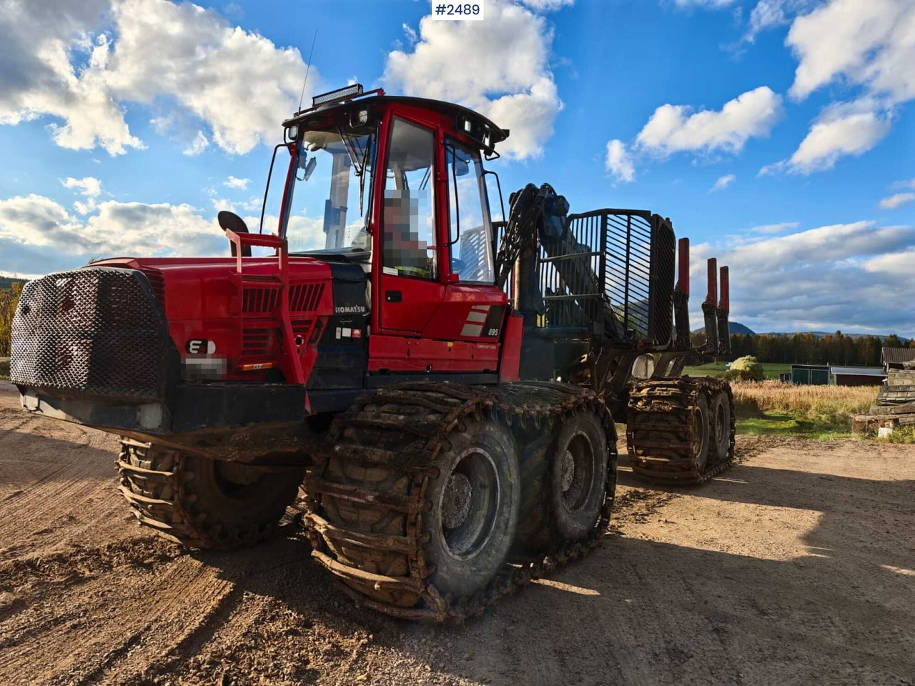 Komatsu 895 Forwarder (VIDEO) - Forwarder: picture 2 Komatsu 895 Forwarder (VIDEO) - Forwarder: picture 2