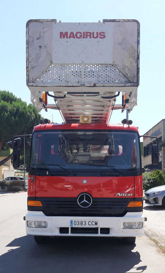 MERCEDES-BENZ 1528F MAGIRUS DLK 23-12 - Fire engine: picture 3 MERCEDES-BENZ 1528F MAGIRUS DLK 23-12 - Fire engine: picture 3