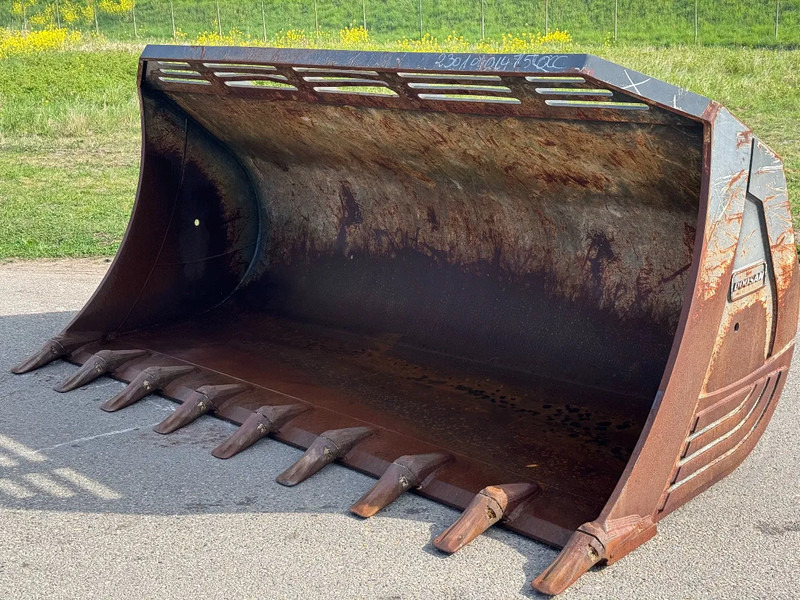 Doosan 230104-01475 DL 550-3 Rock Bucket - Excavator bucket for Construction machinery: picture 5 Doosan 230104-01475 DL 550-3 Rock Bucket - Excavator bucket for Construction machinery: picture 5