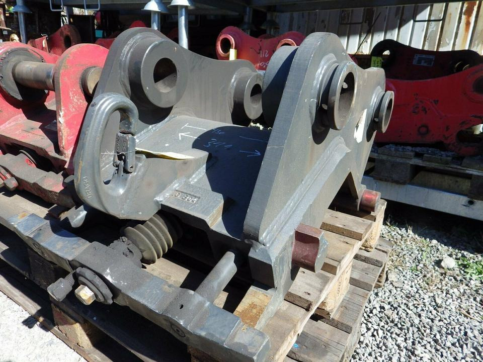 Verachtert Schnellwechsler CW30 CW40  Cat 322 - Quick coupler: picture 3 Verachtert Schnellwechsler CW30 CW40  Cat 322 - Quick coupler: picture 3