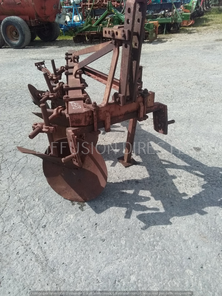 CAVEL CHARRUE A DISQUES 3 D - Plough: picture 5 CAVEL CHARRUE A DISQUES 3 D - Plough: picture 5
